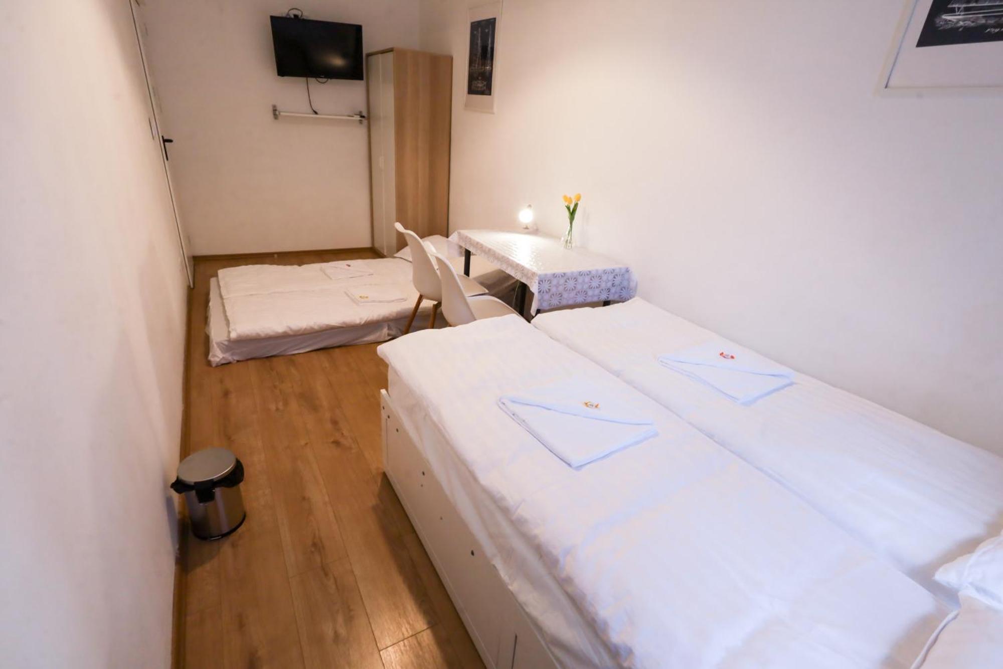 Budapest Pest-Port Apartment 4 Rooms For 16 Person Exterior foto